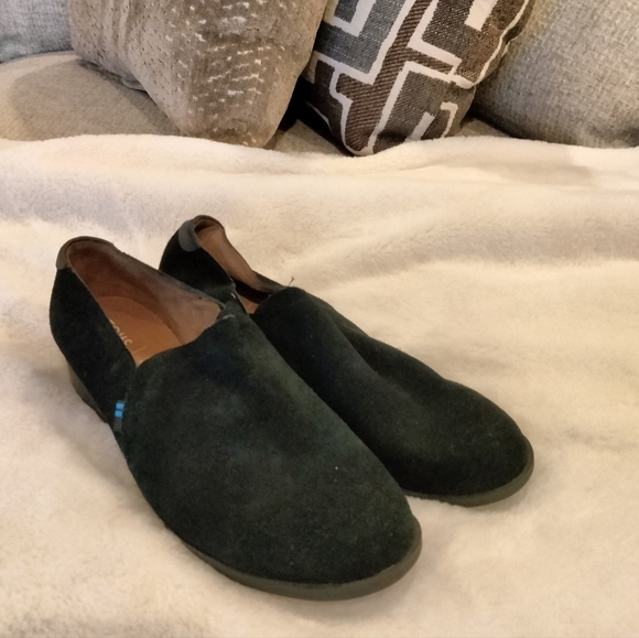 TOMS Shaye Slip On Suede Shoetie - Picture 2 of 8